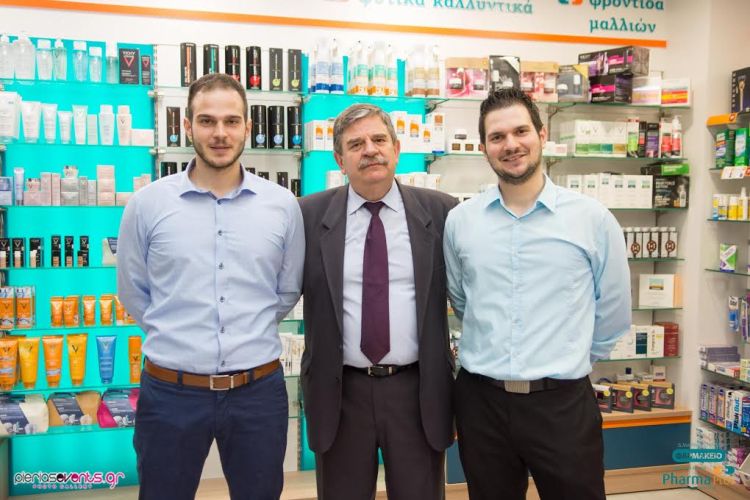 Το φαρμακείο ΜΑΡΙΝΟΠΟΥΛΟΣ σε νέο χώρο, φροντισμένο με μεράκι