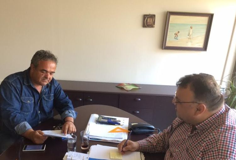 Συζητούν και προγραμματίζουν Συζητούν και προγραμματίζουν