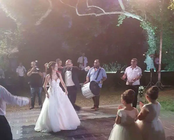 Παντρεύτηκαν ο Χρήστος Παπανικολάου και η Ευγενία Ασαρίδη image2