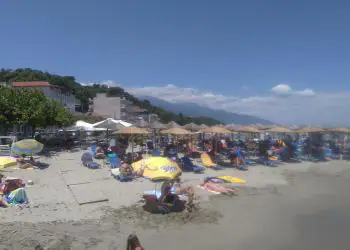 Μην ταλαιπωρείται τους τουρίστες platamonas_1