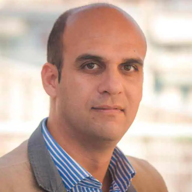 ΒΗΜΑ...τίζοντας: Ο Αδάμος Δάιος αποφάσισε να συμπορευτεί με τον Κώστα Κουκοδήμο sxolio_daioy