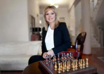 ΒΗΜΑ...τίζοντας: Η Τζένη Δεληγιαννίδου υποψήφια Τοπική Σύμβουλος με το Συνδυασμό «Ανανέωση Τώρα» του Γιώργου Νταντάμη sxolio_delhggianidoy