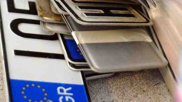 ΒΗΜΑ...τίζοντας: Επιστρέφονται από σήμερα , 4 Ιουλίου οι άδειες οδήγησης, οι πινακίδες και οι άδειες κυκλοφορίας... 1742647