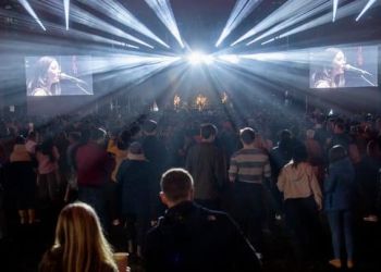 Ένα φεστιβάλ «για επιστημονικούς λόγους» με τη συμμετοχή 5.000 ανθρώπων