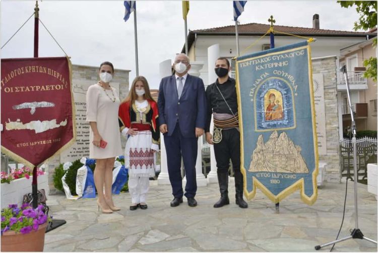 O Σάββας Χιονίδης Στην Επιμνημόσυνη Δέηση Του Συλλόγου Κρητών «Οι Σταυραετοί»