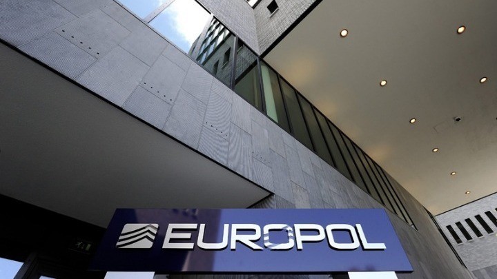 Η Europol ανακοίνωσε 800 συλλήψεις
