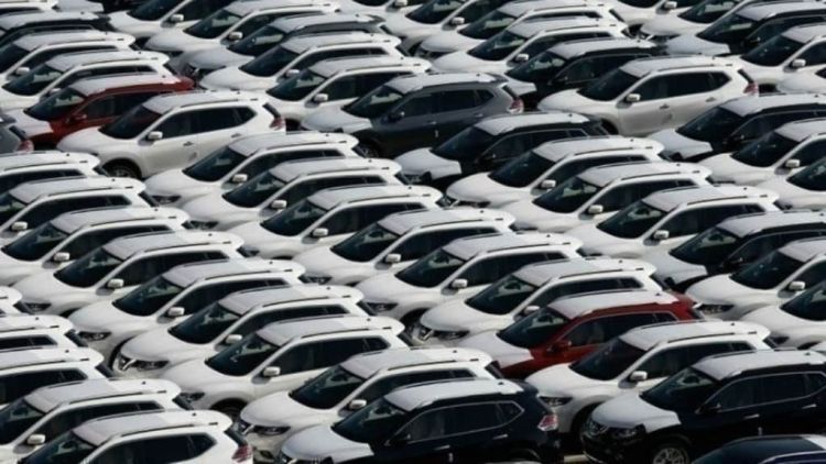 Το 5% των Βρετανών και το 9% των Γερμανών σκέφτεται να αγοράσει καινούριο αυτοκίνητο τον επόμενο χρόνο