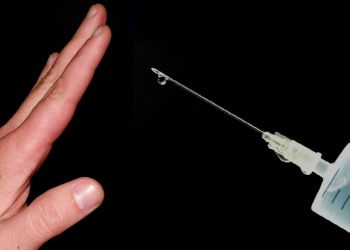 Εργοδότες και «ανεμβολίαστοι». Αρχίζει το ματς;