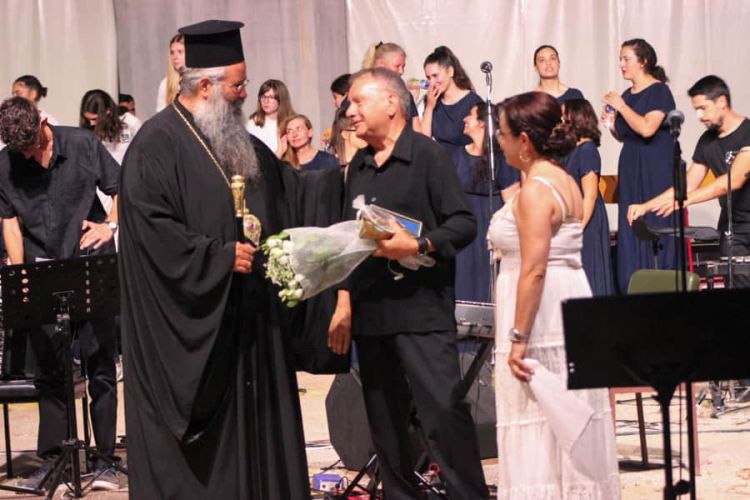 Ο δεσπότης μας Γεώργιος με τους ιερείς…