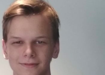 Σάρωσε στις πανελλαδικές εξετάσεις έχοντας χάσει τους γονείς του από κοροναϊό