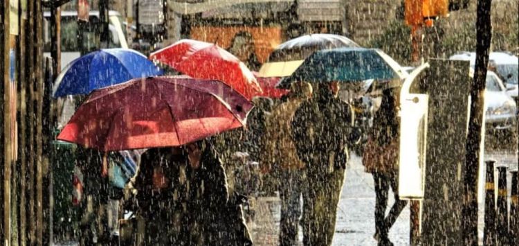 Καιρός: Έρχονται βροχές και καταιγίδες την Δευτέρα – Ποιες περιοχές θα επηρεαστούν