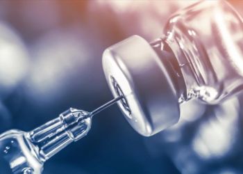 Υποχρεωτικός εμβολιασμός: Έληξε το τελεσίγραφο στο ΕΣΥ – Πόσοι εξαιρούνται λόγω ασθένειας