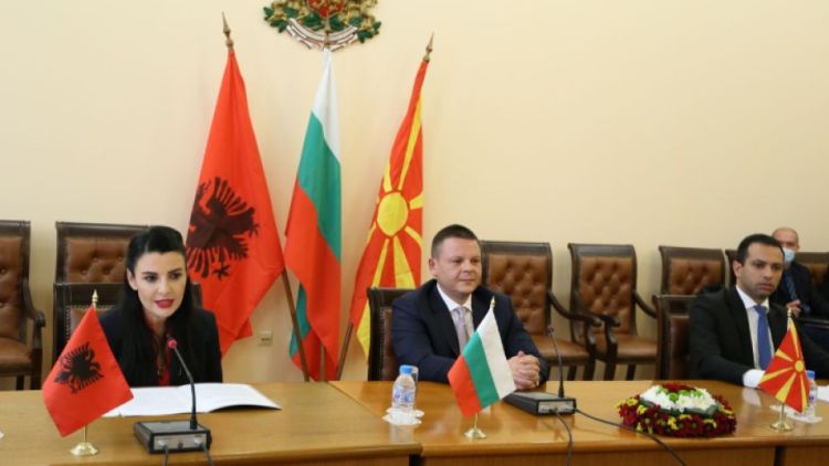Αλβανία, Β. Μακεδονία, Βουλγαρία συμφώνησαν