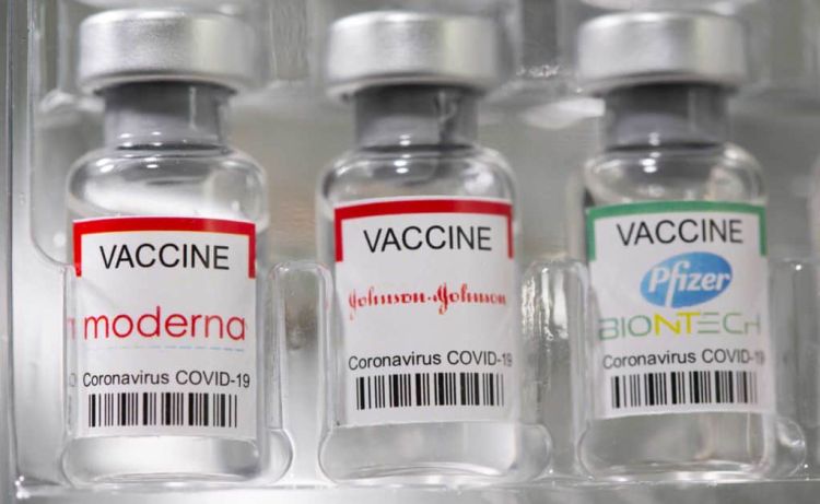 Emvolio.gov.gr: Ανοιχτή η επιλογή με ποιο εμβόλιο θα κάνετε την τρίτη δόση – Πως να επιλέξετε
