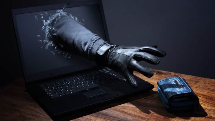 Απάτες στο Διαδίκτυο σε έξαρση: Τι πρέπει να προσέχουν οι πολίτες – Χαρακτηριστικά παραδείγματα