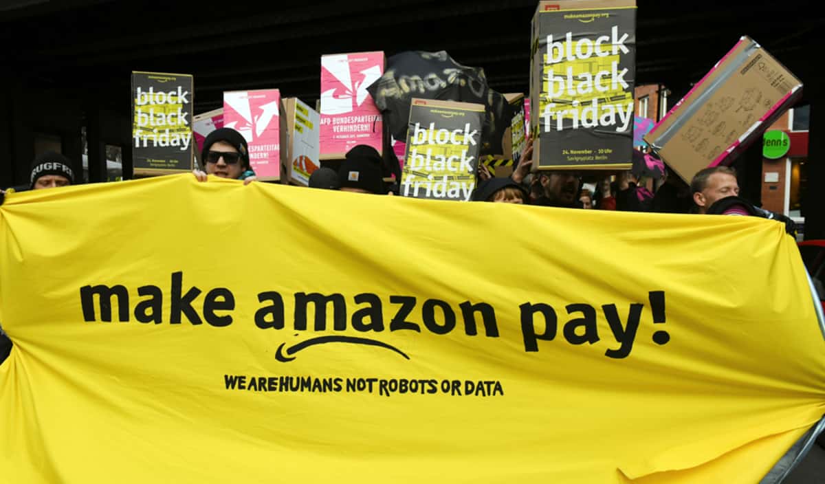 H Black Friday Αναμένεται Να Γίνει «Μαύρη Μέρα» Για Τις Πωλήσεις Της Amazon