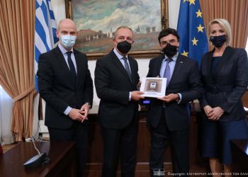 συνάντηση στην Βουλή είχε ο βουλευτής Φώντας Μπαραλιάκος με τον Πρέσβη των ΗΑΕ κ. sulaiman hamed salemalmazroui