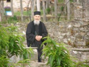 Εκοιμήθησαν χθες ο π. Κοσμάς και ο π. Ταξιάρχης της Ιεράς Μονής Φιλοθέου