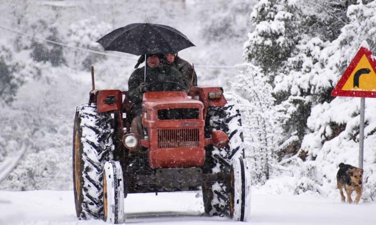 Κακοκαιρία Ελπίδα: Πυκνό χιόνι, τσουχτερό κρύο, παγετός και κατακόρυφη πτώση της θερμοκρασίας – Live ΧΑΡΤΗΣ