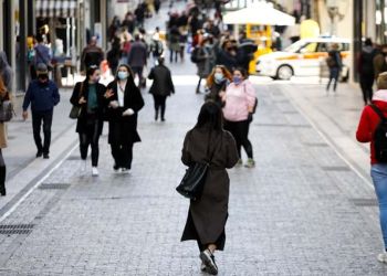 Κορονοϊός: Προς χαλάρωση των μέτρων