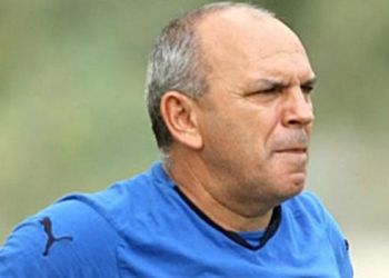 Ο έμπειρος Γιώργος Βαζάκας στο τιμόνι του Πιερικού