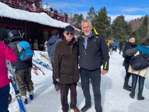 Ο πρόεδρος και μέλη του Δ.Σ. του ΕβΕ στο Χιονοδρομικό Κέντρο