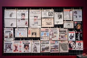 Πρώτες φωτογραφίες από τις δύο περιοδικές εκθέσεις που άνοιξαν σήμερα στην Τεχνόπολη Δήμου Αθηναίων