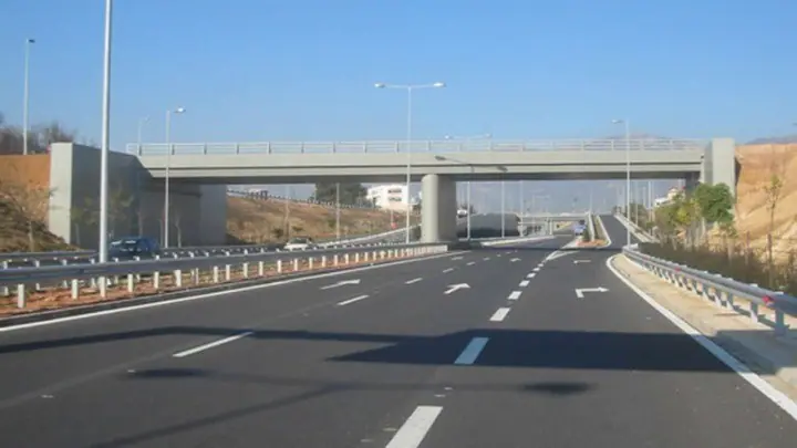Δύο εκατ. ευρώ πρόστιμο στους υπεύθυνους για την Αττική Οδό Δύο εκατ. ευρώ πρόστιμο στους υπεύθυνους
