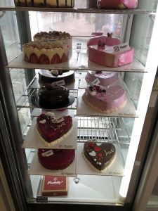 Κατερίνη: Ο Άγιος Βαλεντίνος δίνει χρώμα στην πόλη και αλλάζει  την αισθητική της 