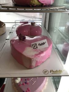 Κατερίνη: Ο Άγιος Βαλεντίνος δίνει χρώμα στην πόλη και αλλάζει  την αισθητική της 