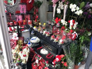 Κατερίνη: Ο Άγιος Βαλεντίνος δίνει χρώμα στην πόλη και αλλάζει  την αισθητική της 