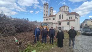 Καθαρισμός δημοτικής έκτασης στην περιοχή των Εργατικών Κατοικιών Μυλαυλάκου