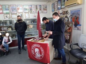 Με μεγάλη ανταπόκριση και αισιόδοξα μηνύματα η καθιερωμένη ετήσια κοπή της Πίτας του Α.Π.Σ. Δρομέων Ν. Πιερίας «ΖΕΥΣ»