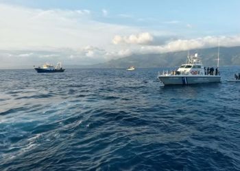 Νέο επεισόδιο με Τούρκους ψαράδες ανοικτά των Οινουσσών – Πως απάντησε το Λιμενικό