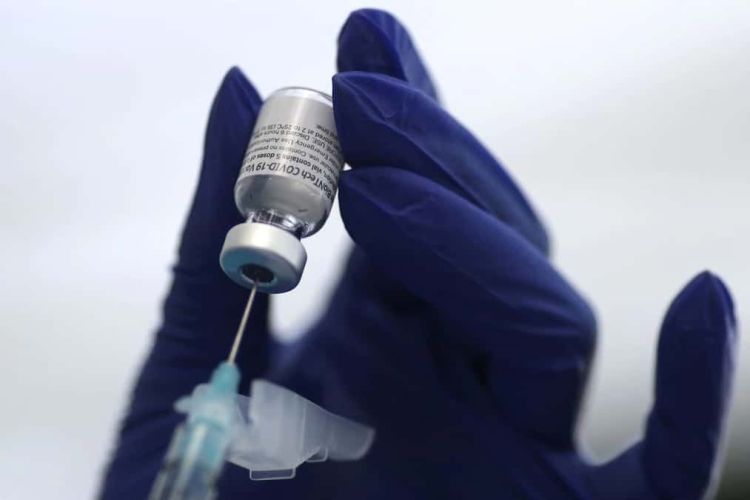 New York Times: Θρίαμβος ή πλήρης αποτυχία; – Οι μαύρες τρύπες της παγκόσμιας εμβολιαστικής εκστρατείας