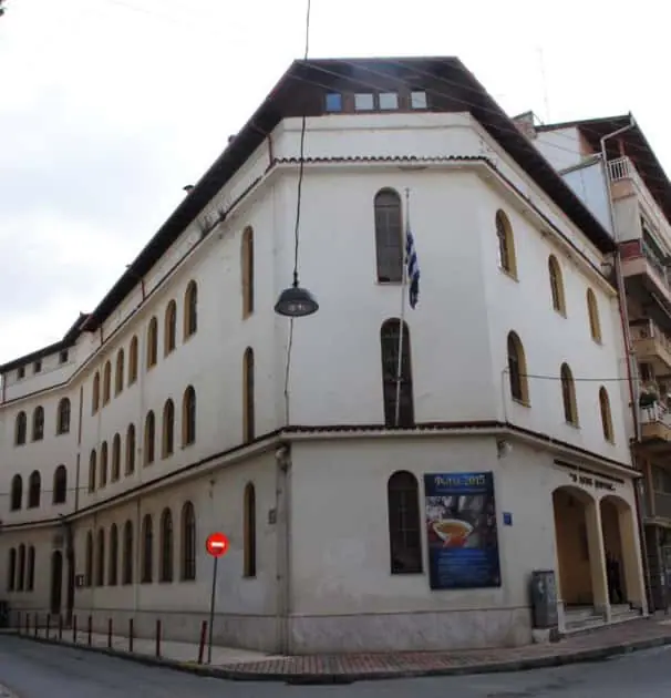 Πανηγυρίζει το Παρεκκλήσιο Αγίου Φωτίου Κατερίνης Πανηγυρίζει το Παρεκκλήσιο Αγίου Φωτίου Κατερίνης