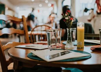 Προς κατάργηση όλα τα μέτρα – Η πανδημία επιμένει στην Ελλάδα