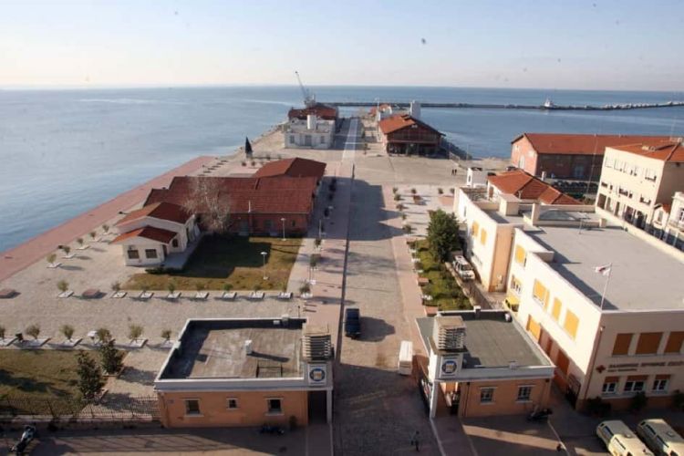 Σκληρό πόκερ μεταξύ ΗΠΑ – Κίνας στη Β. Ελλάδα