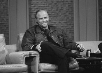 Όταν ο Μάρλον Μπράντο αρνήθηκε το Όσκαρ διαμαρτυρόμενος για τους Ινδιάνους (vid)