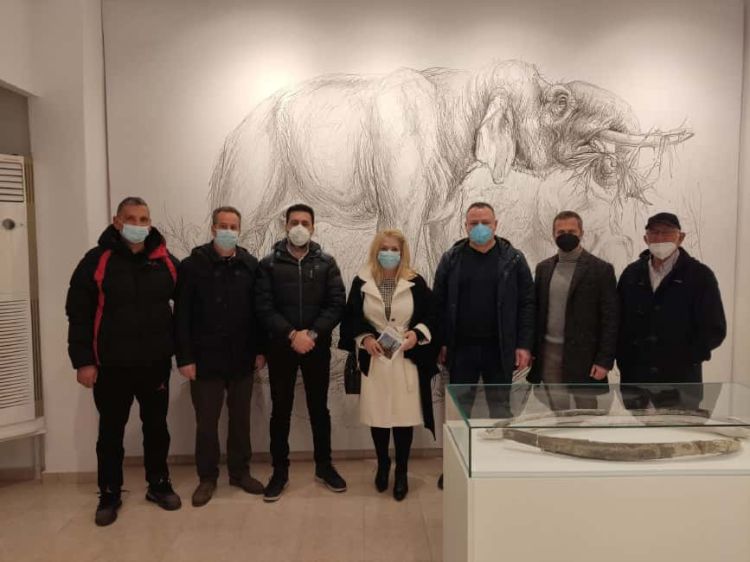 Επίσκεψη της Βουλευτού Άννας Μάνη Παπαδημητρίου στο Εκθετήριο του «ΜΑΣΤΟΔΟΝΤΑΣ – ΝΕΟΚΑΙΣΑΡΕΙΑ»