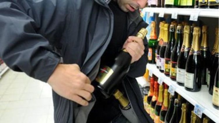 Κατερίνη: Έκλεβε κατ’ εξακολούθηση το ίδιο κατάστημα