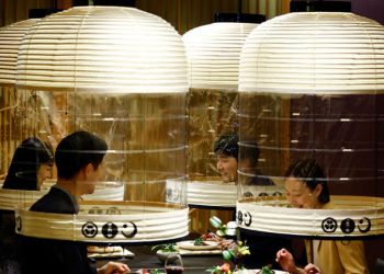 Κορονοϊός: Τα σενάρια χαλάρωσης των μέτρων