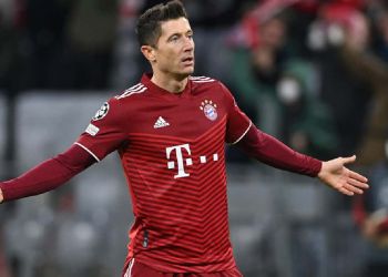 Κόκκινη απόχρωση είχαν τα δύο πρώτα «εισιτήρια» των προημιτελικών του Champions League