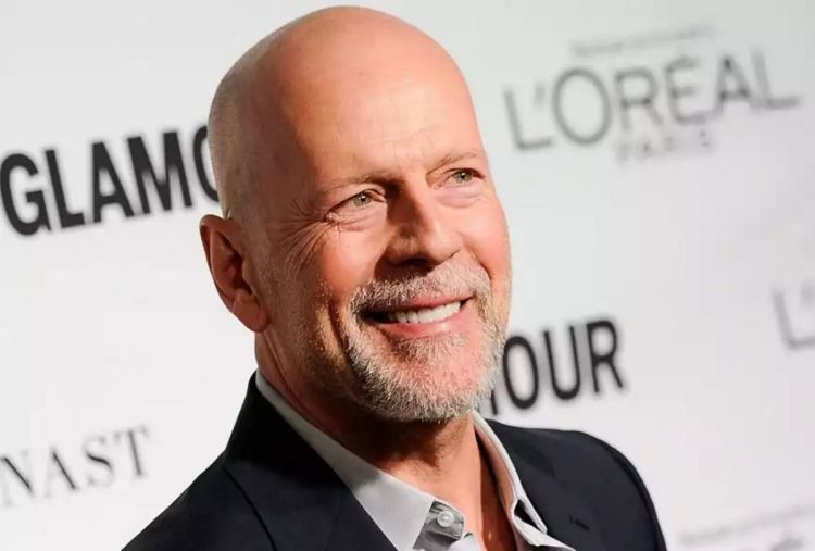 Μπρους Γουίλις - Τι είναι η αφασία: Οι εκδοχές, τα συμπτώματα και οι θεραπευτικές δυνατότητες Μπρους Γουίλις – Τι είναι η αφασία: Οι εκδοχές, τα συμπτώματα και οι θεραπευτικές δυνατότητες