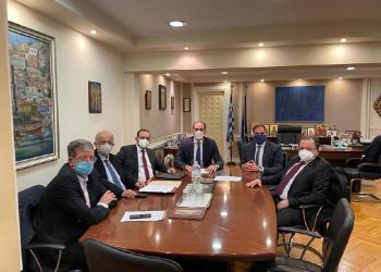 ΟΕΕ: Συνάντηση για την κατάργηση ελάχιστου ορίου τζίρου για υπογραφή λογιστών στις δηλώσεις