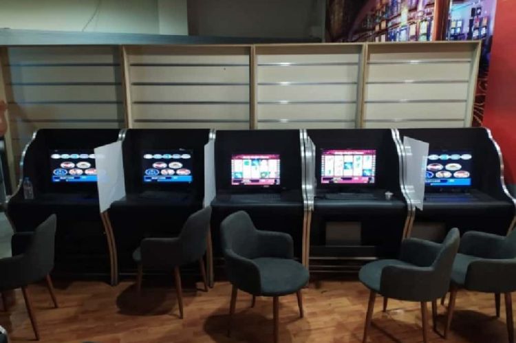 Πιερία: Παράνομα τυχερά παιχνίδια σε μαγαζί της