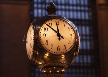 Τέλος η χειμερινή ώρα στις ΗΠΑ – Τι έδειξαν έρευνες για την επικράτηση της θερινής