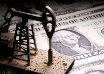 Το δολάριο δεν είναι πια μόνο