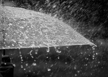 Καιρός σήμερα: Βροχές με καταιγίδες, κατά τόπους ισχυρές Καιρός σήμερα: Βροχές με καταιγίδες, κατά τόπους ισχυρές