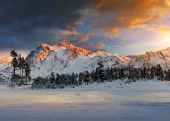 Καιρός σήμερα: Τοπικές βροχές ή χιονόνερο με καταιγίδες και χιόνια στα ορεινά